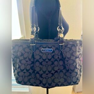 Coach Signature Tote Bag - black